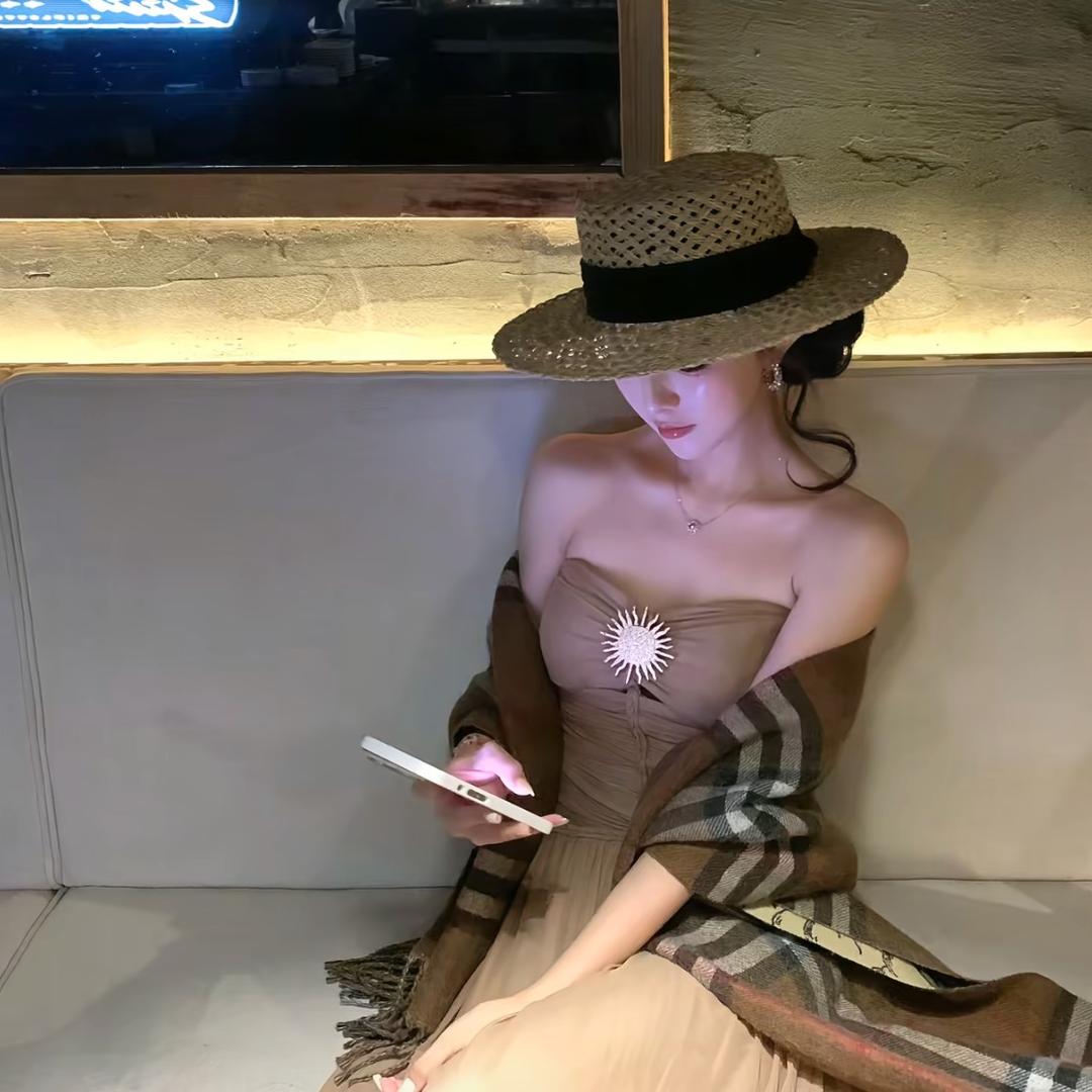 吃了睡睡了吃美女