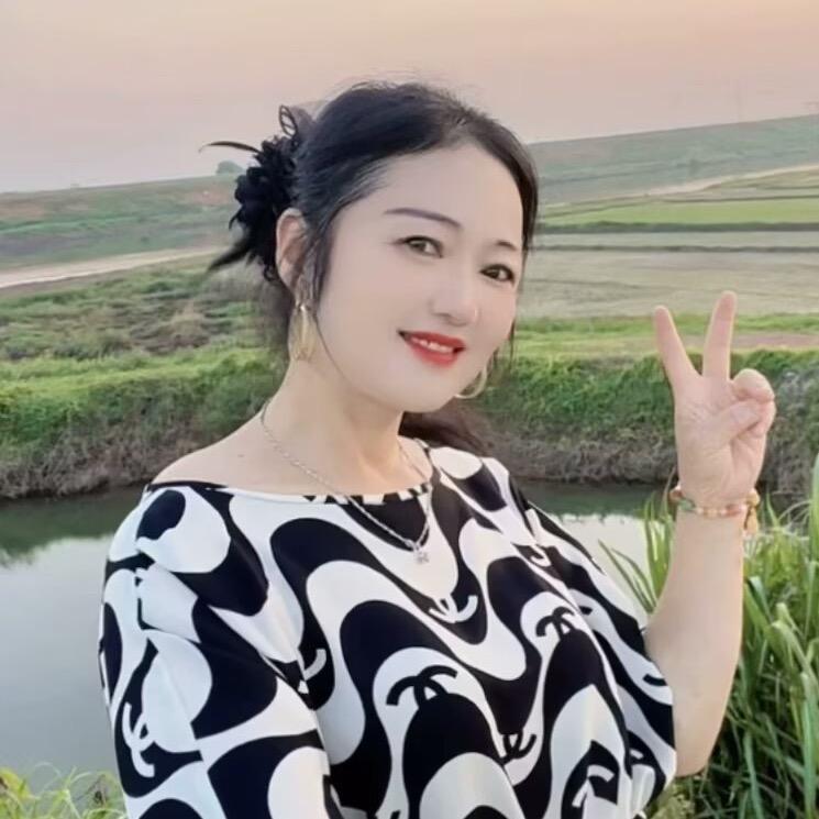 巧芳心静如水
