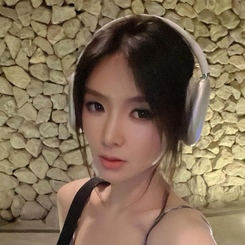 赫小米儿（二胎备孕中）