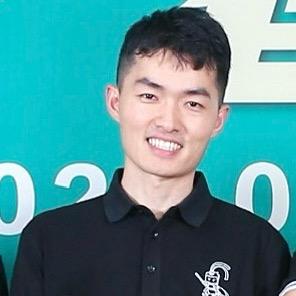 何呵呵老师