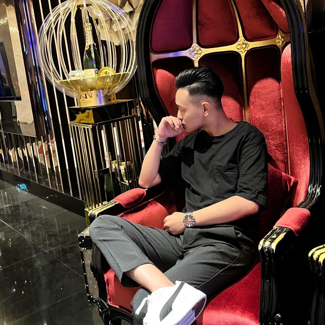 啊弟CharlesYee