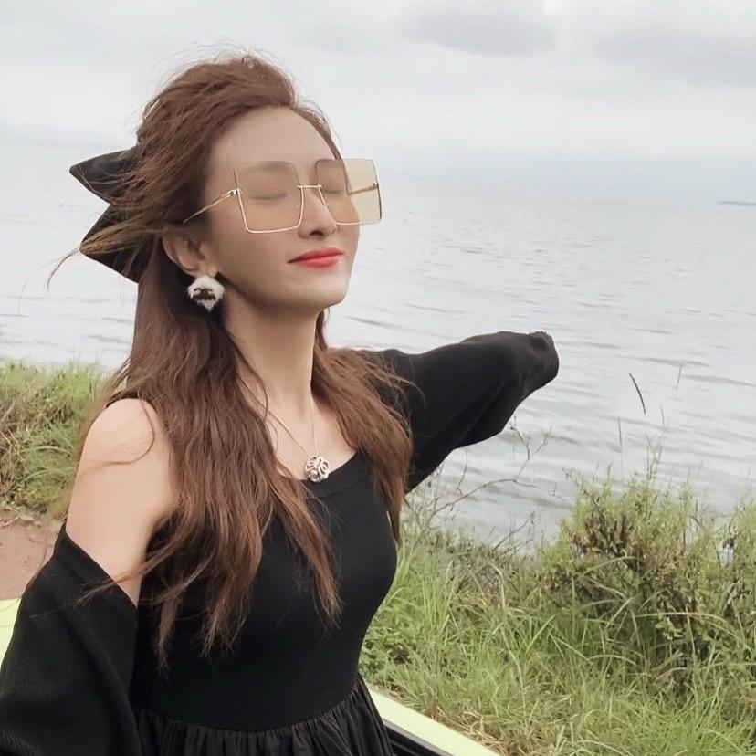 辉县麦籽画室卢二妮