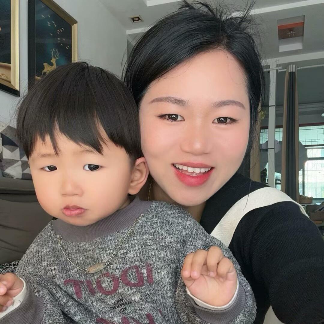 元宝巨爱吃