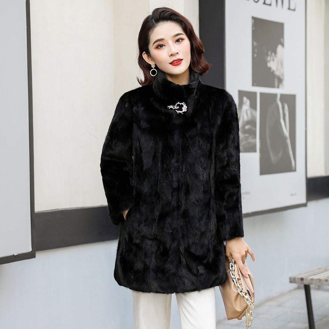 成成家拼貂服饰