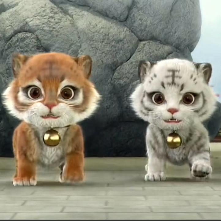 @挠人的🐱🐱
