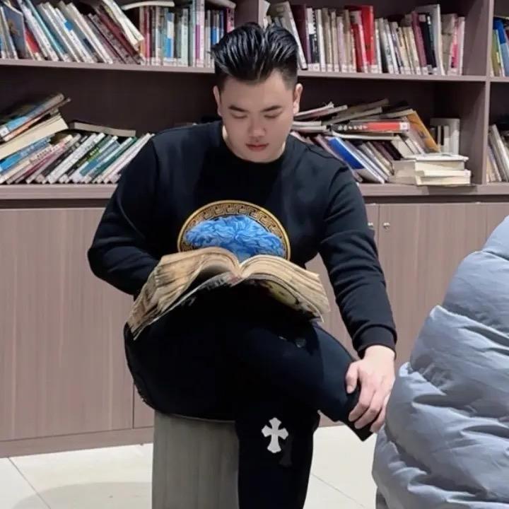 吴准哮