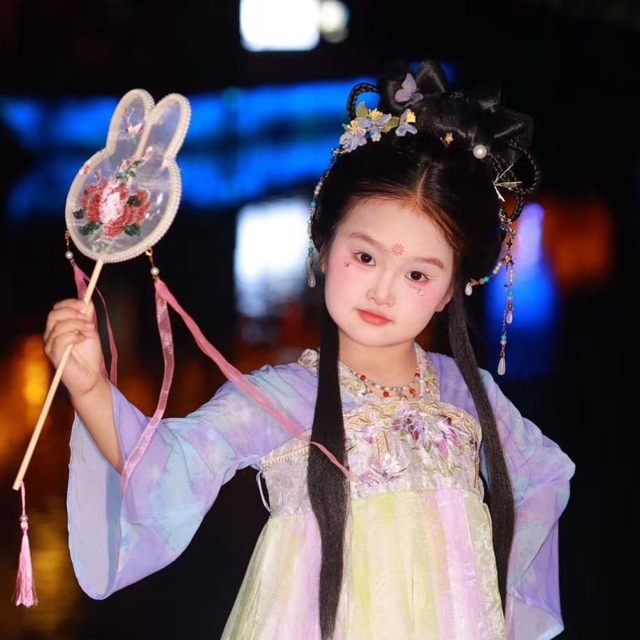李·兵琴