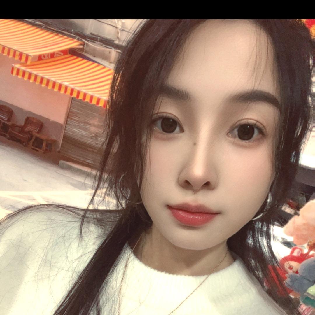 LIU🍀☘️