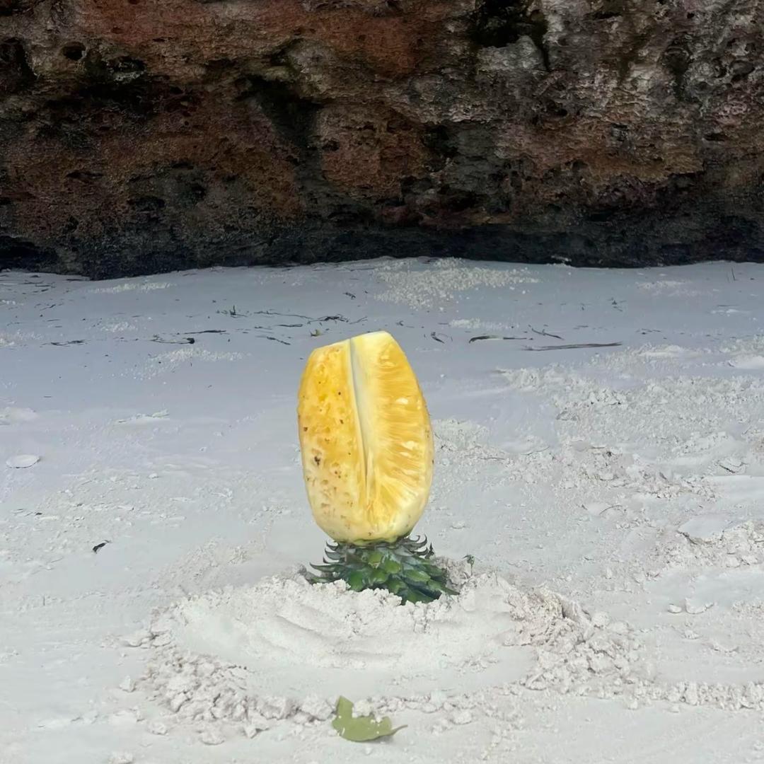 369