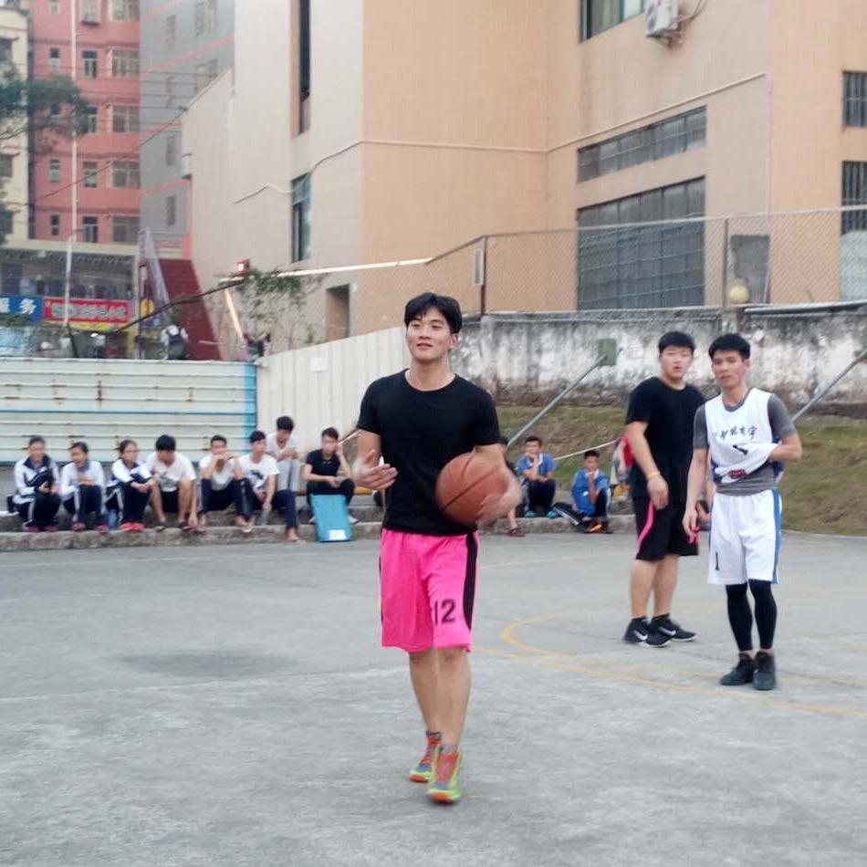 潮汕酒窝男孩👦