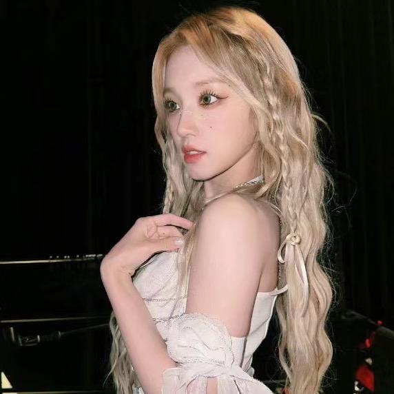 姒嬿.