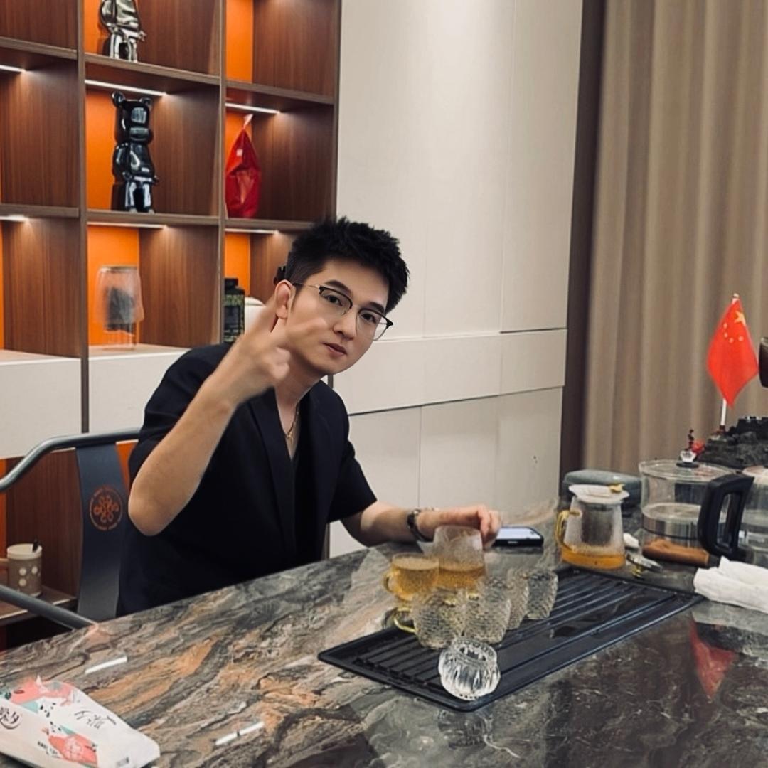 斯睿美业互联创始人（阿乐 )