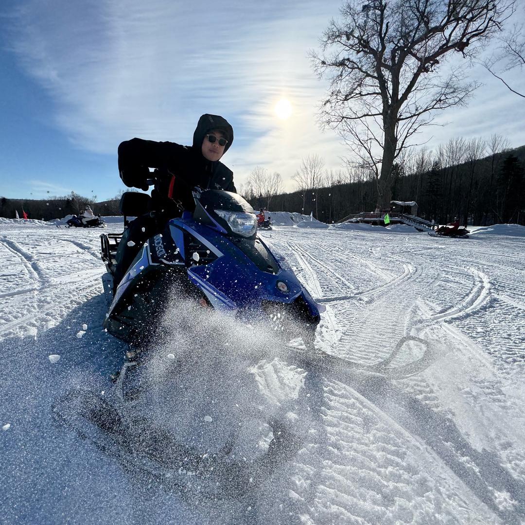 雪乡旅游接待小何