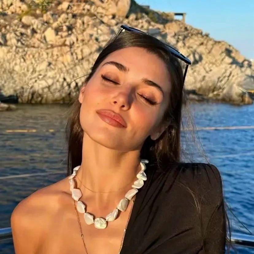 🌸