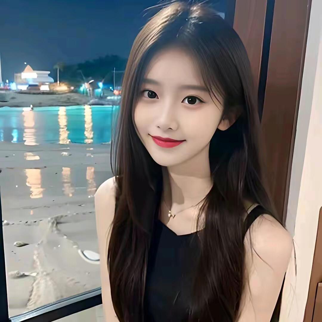 爱吃菠萝的莹莹