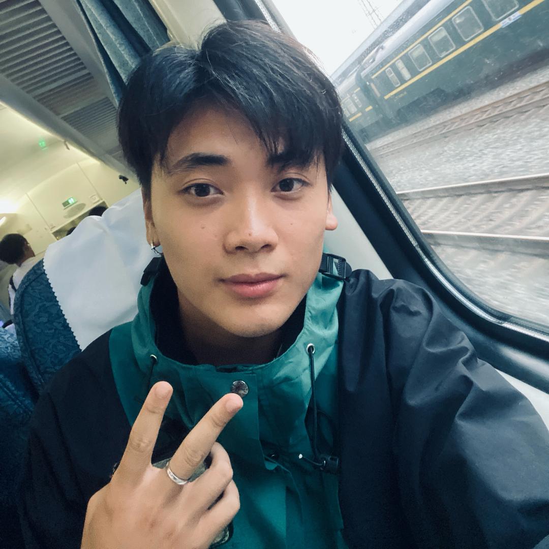 天津李摆摆手机维修回收