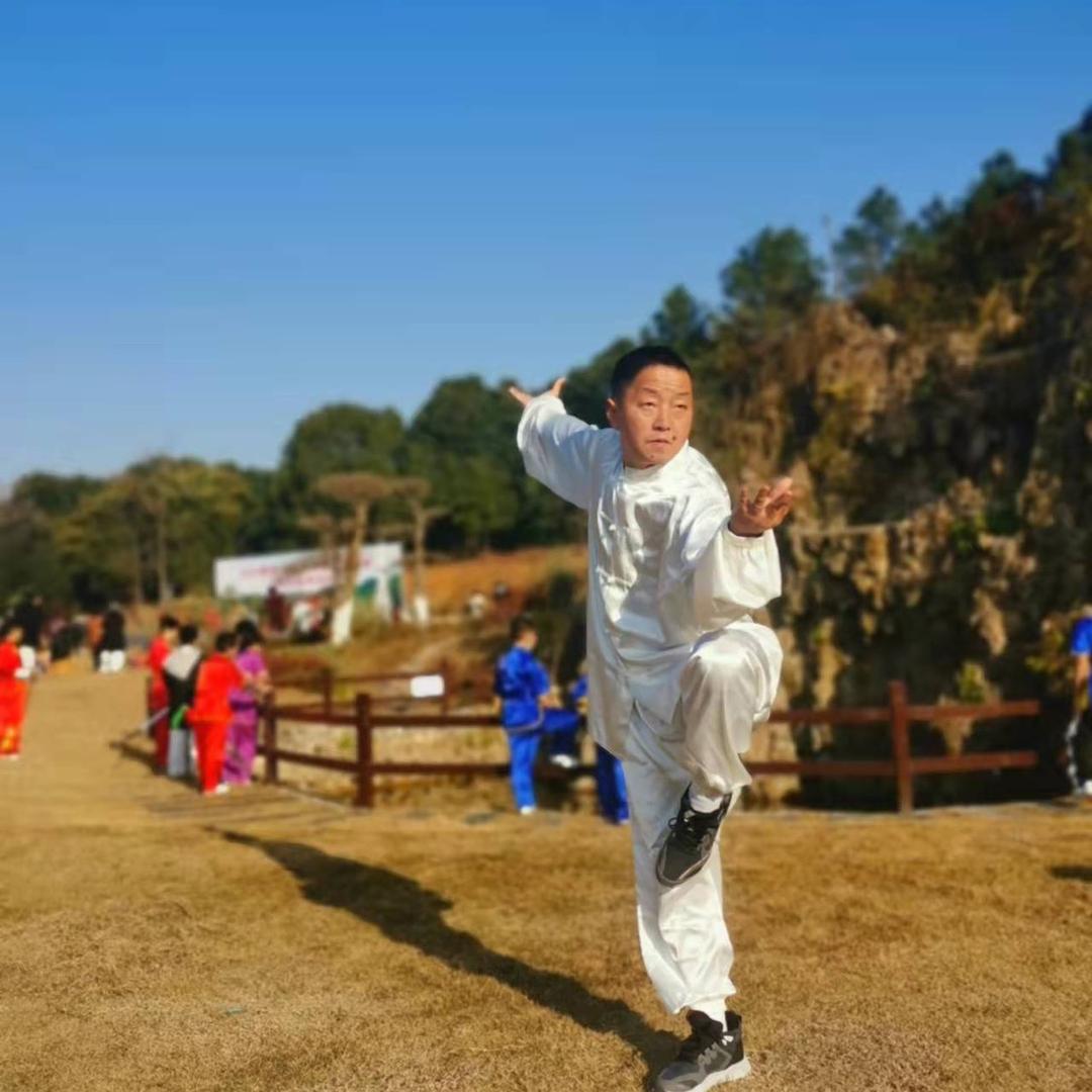 雄鹰哥