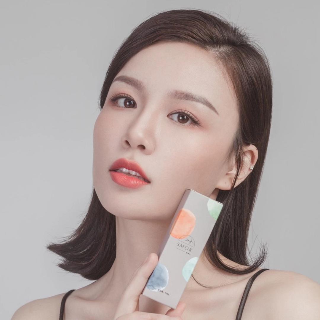 纹绣界的小女孩