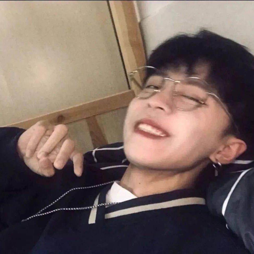 罗密欧与猪过夜    ㅤ       ㅤ