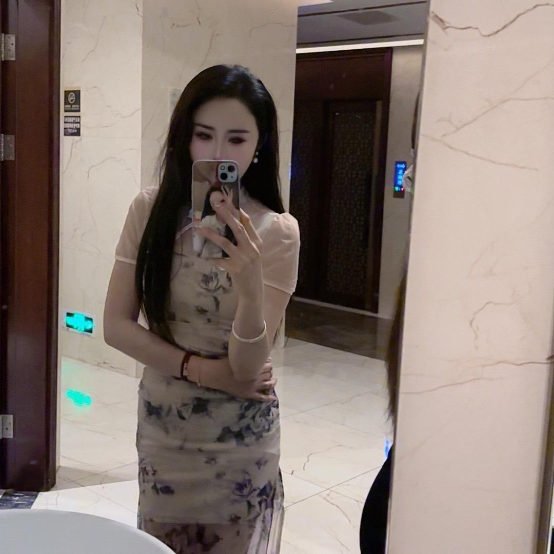 和天下火车站店99999号