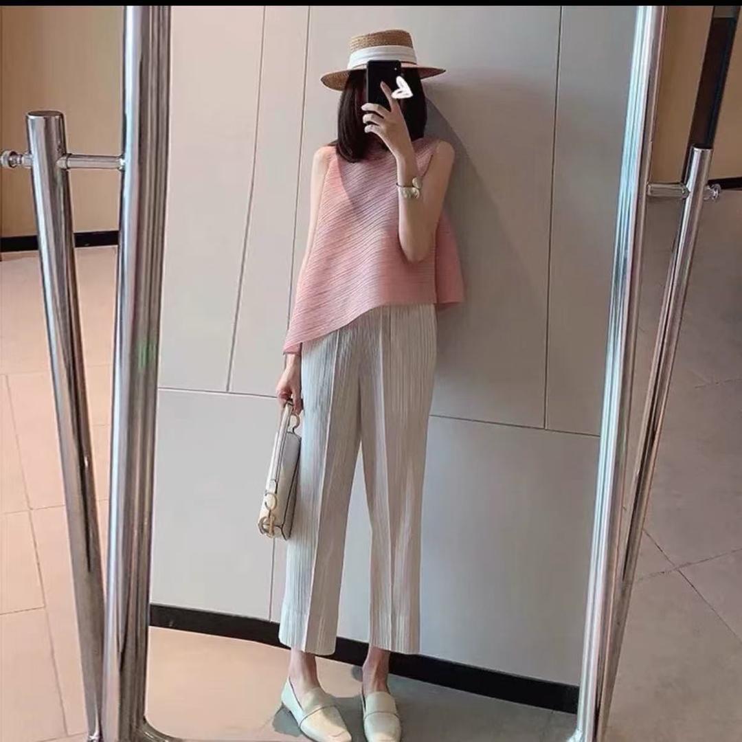 云褶服饰的头像