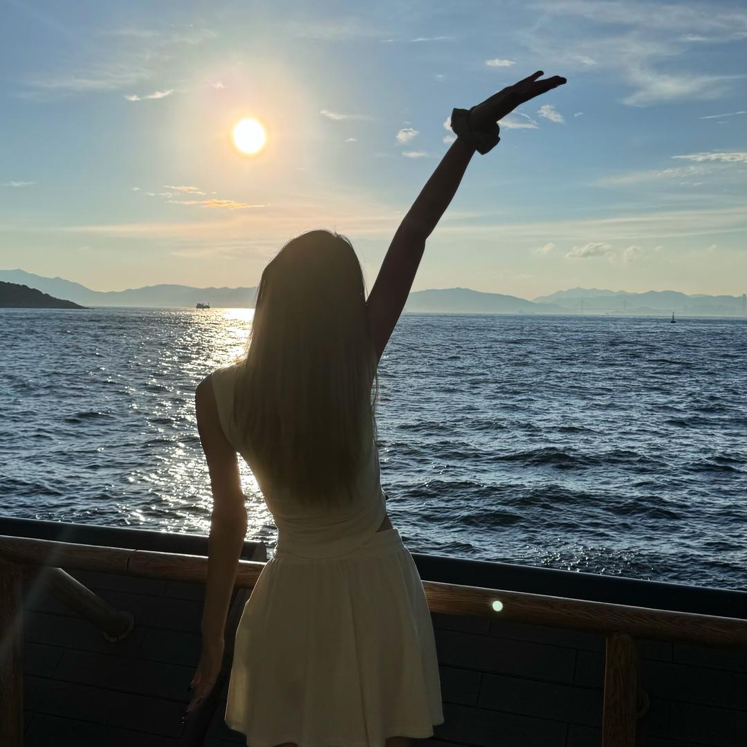 谁的心事是微微死的