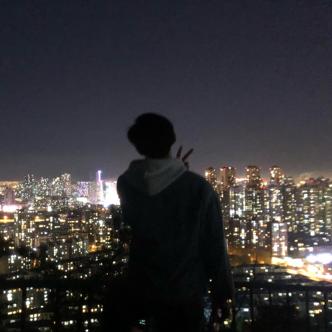 持酒劝斜阳