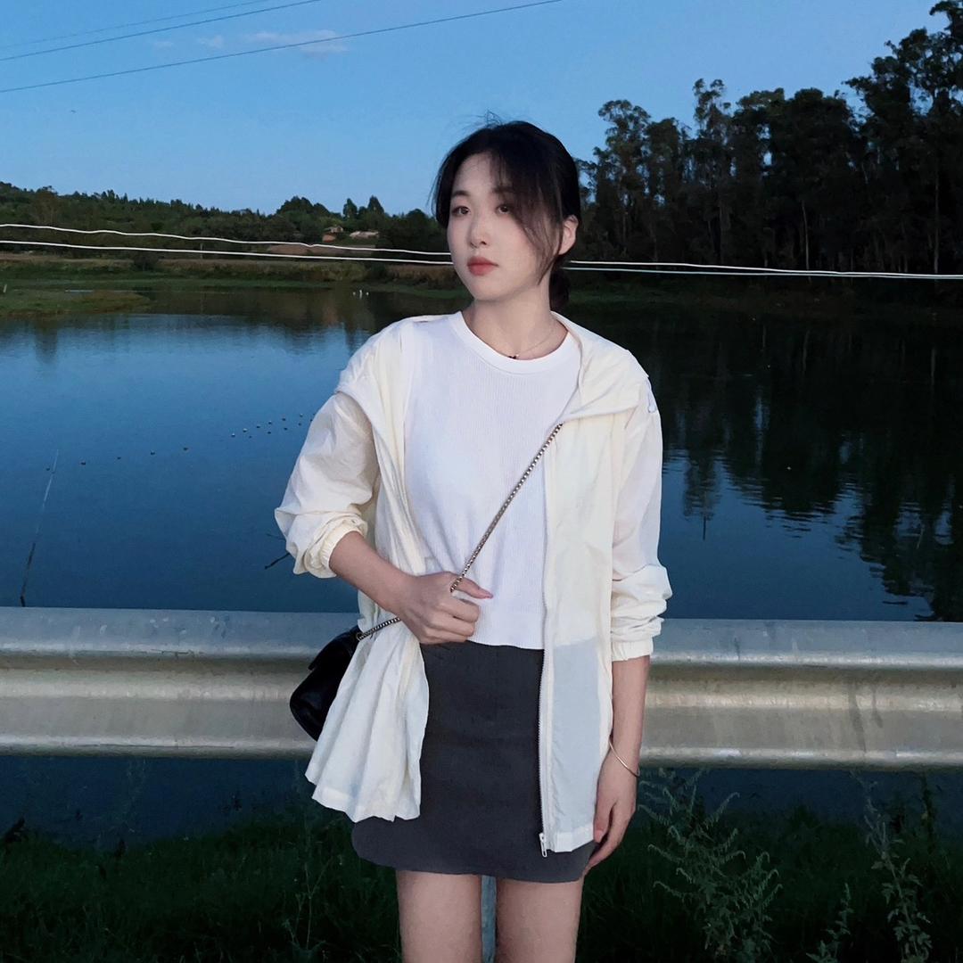 -梅梅.