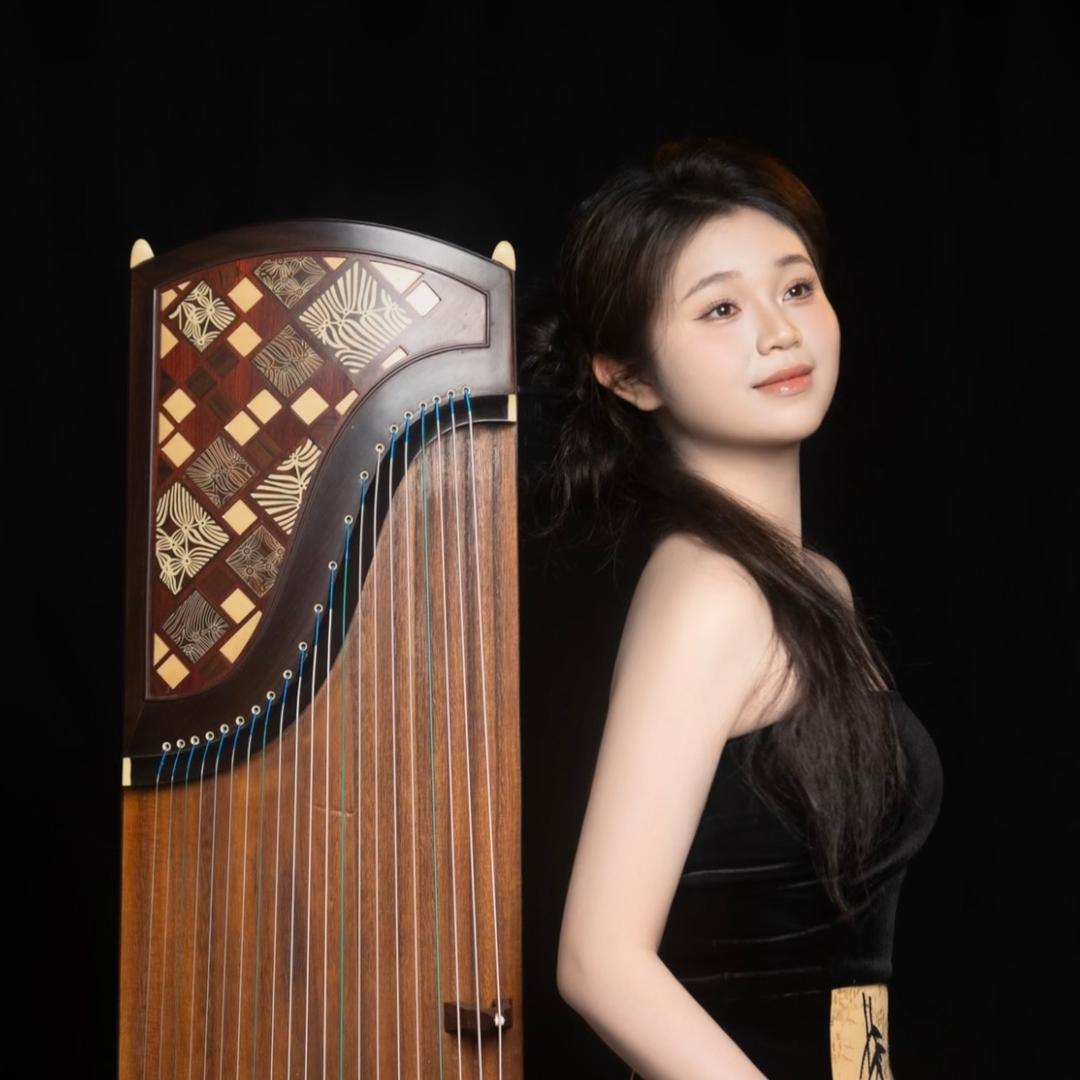 爱练琴的小猫🐈