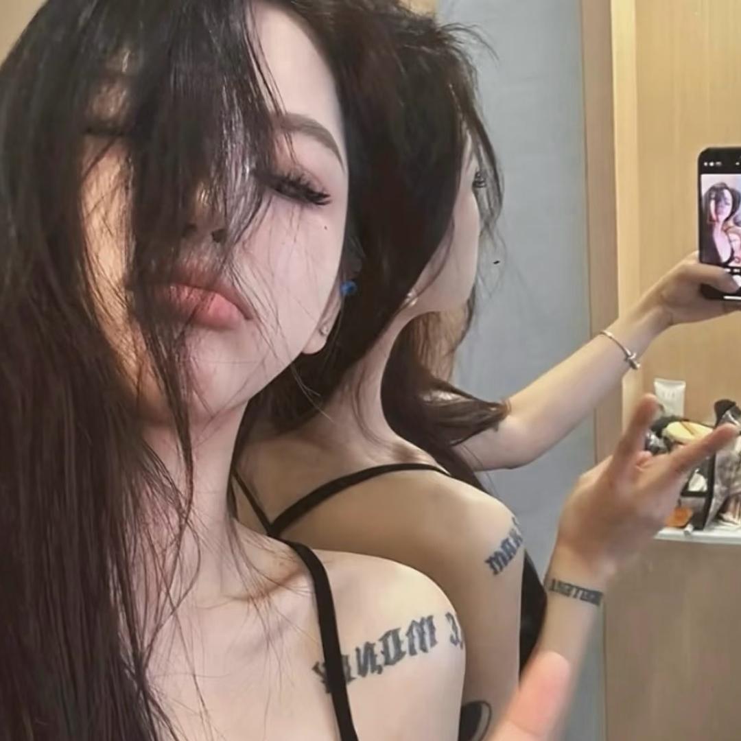 纯情小娇妻