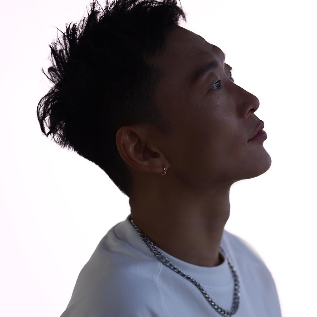 阿斯汤加瑜伽贾昕Jason