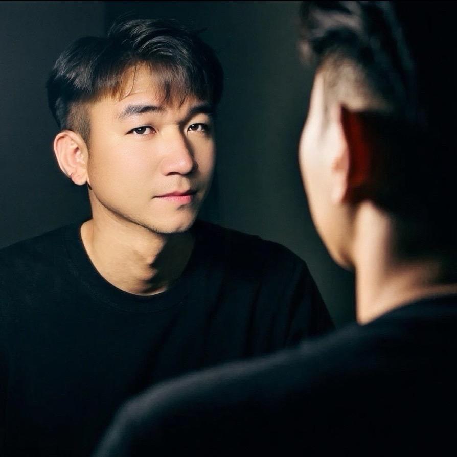 大家好，我是馒头