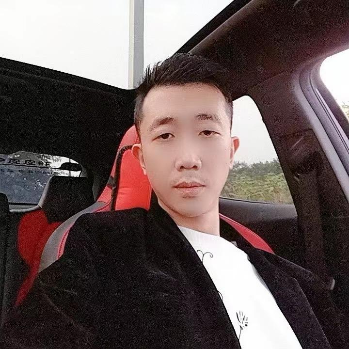 电小满@新能源货车 川哥