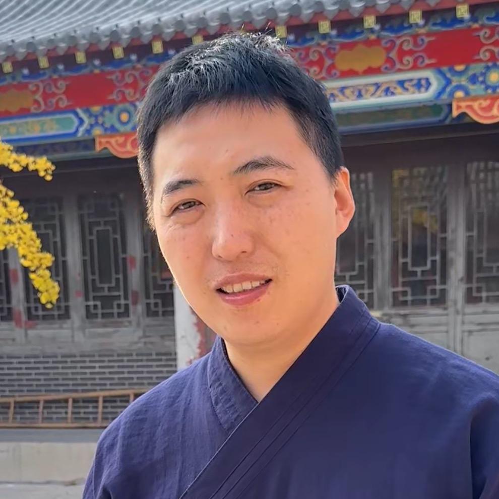 道上皮球师兄