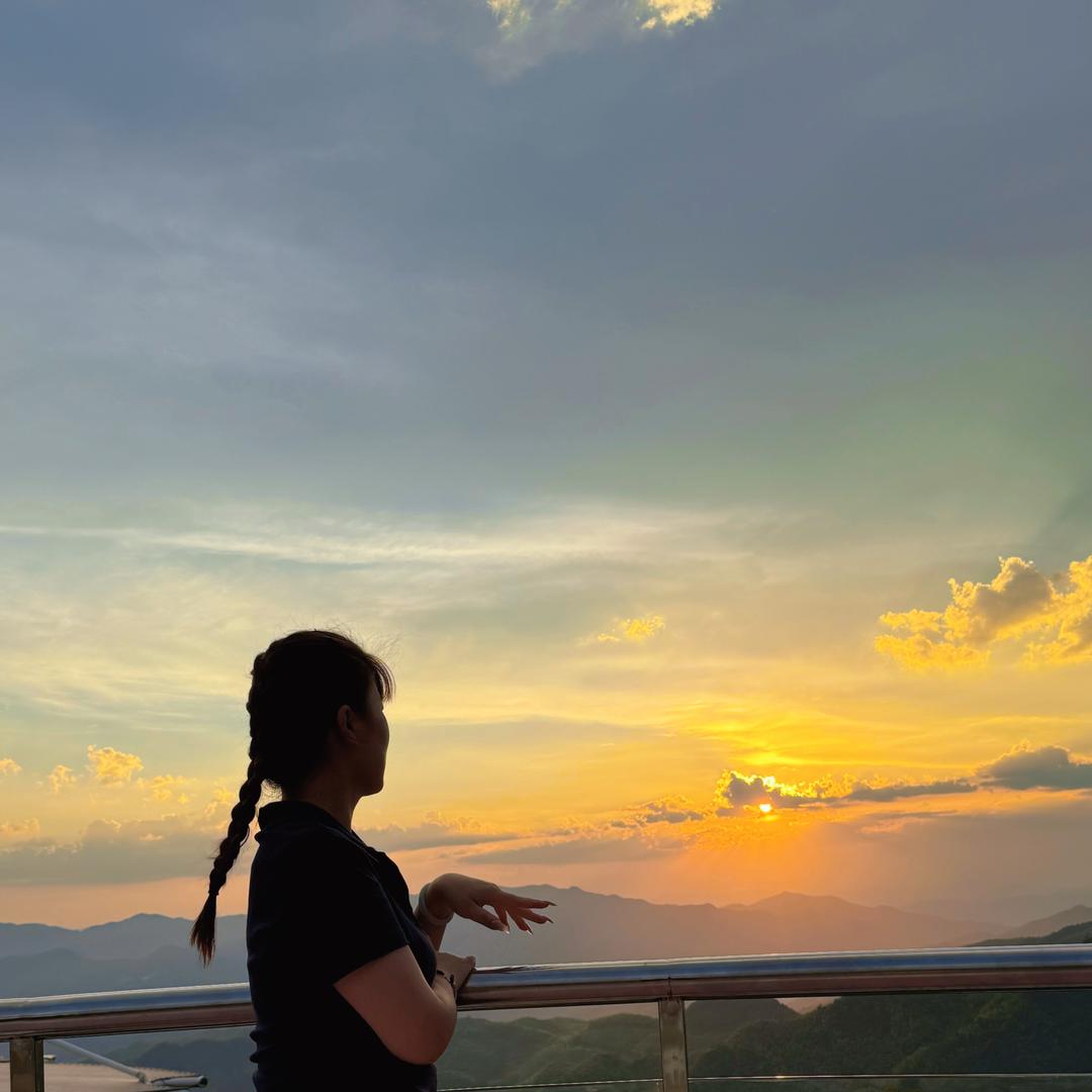 A.果果