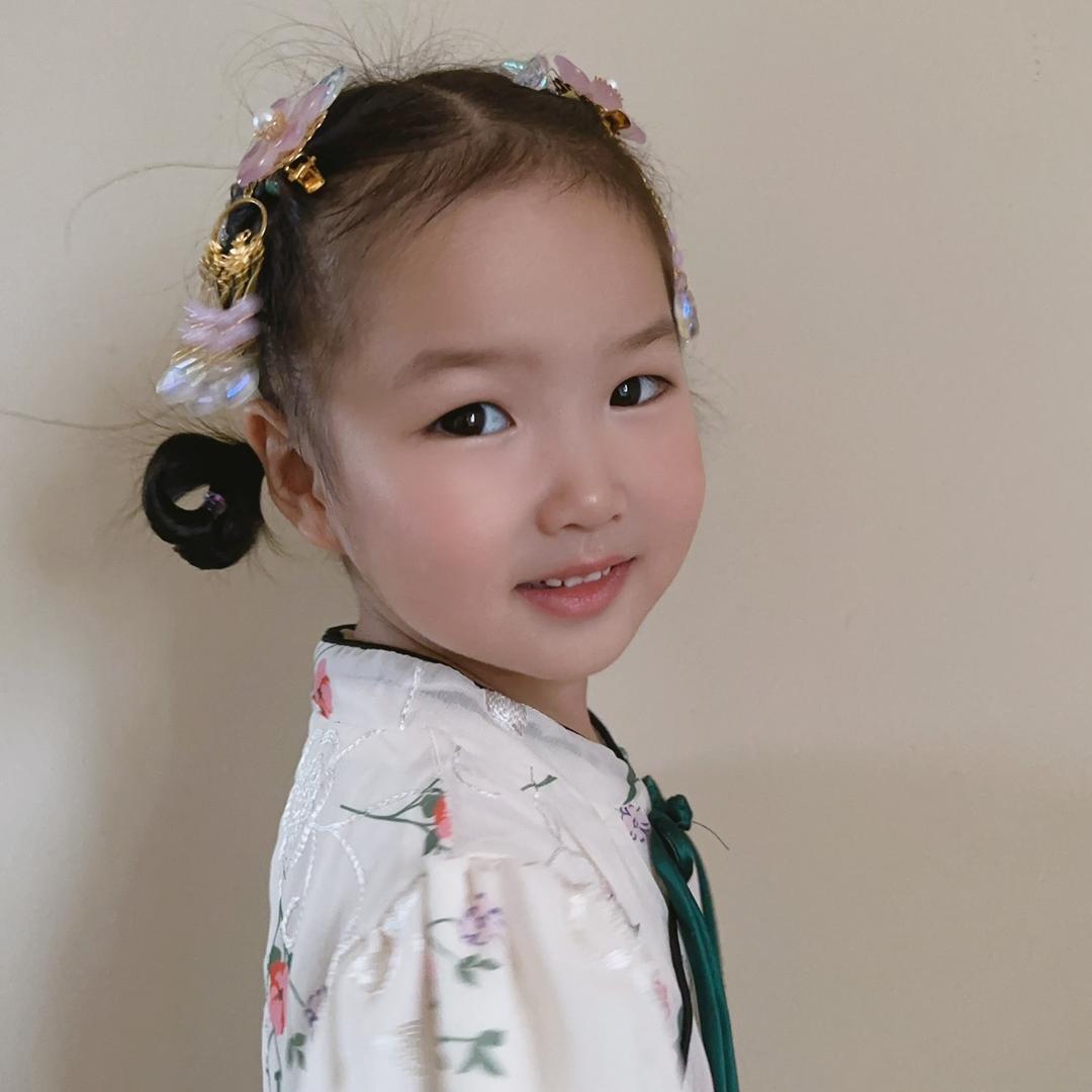ʚ可儿ɞ