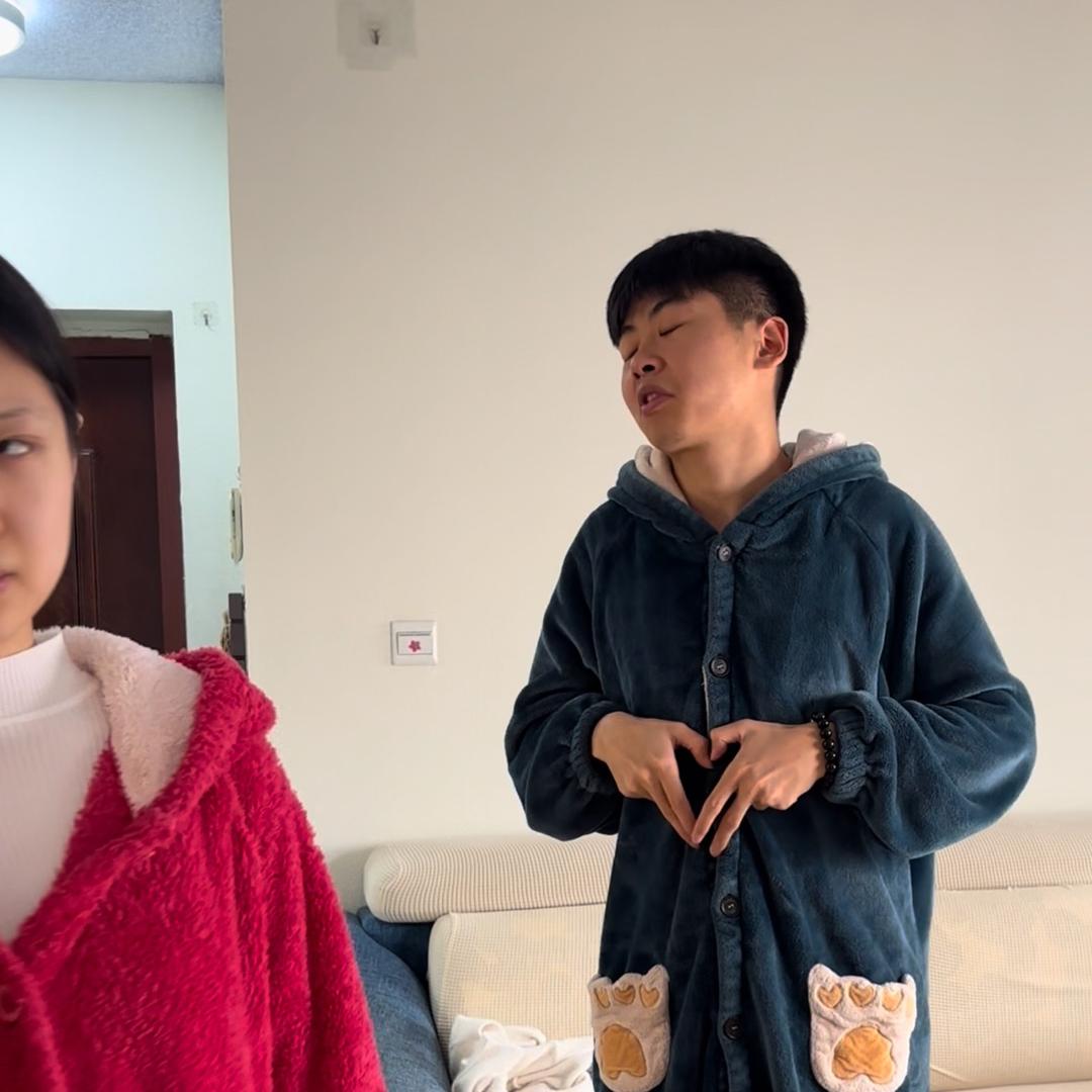 李拜天和贾（假）期