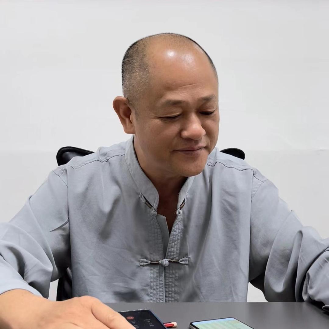 三哥睇相