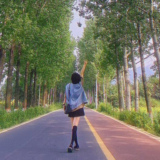 👑 M o u 。夫人👙💋