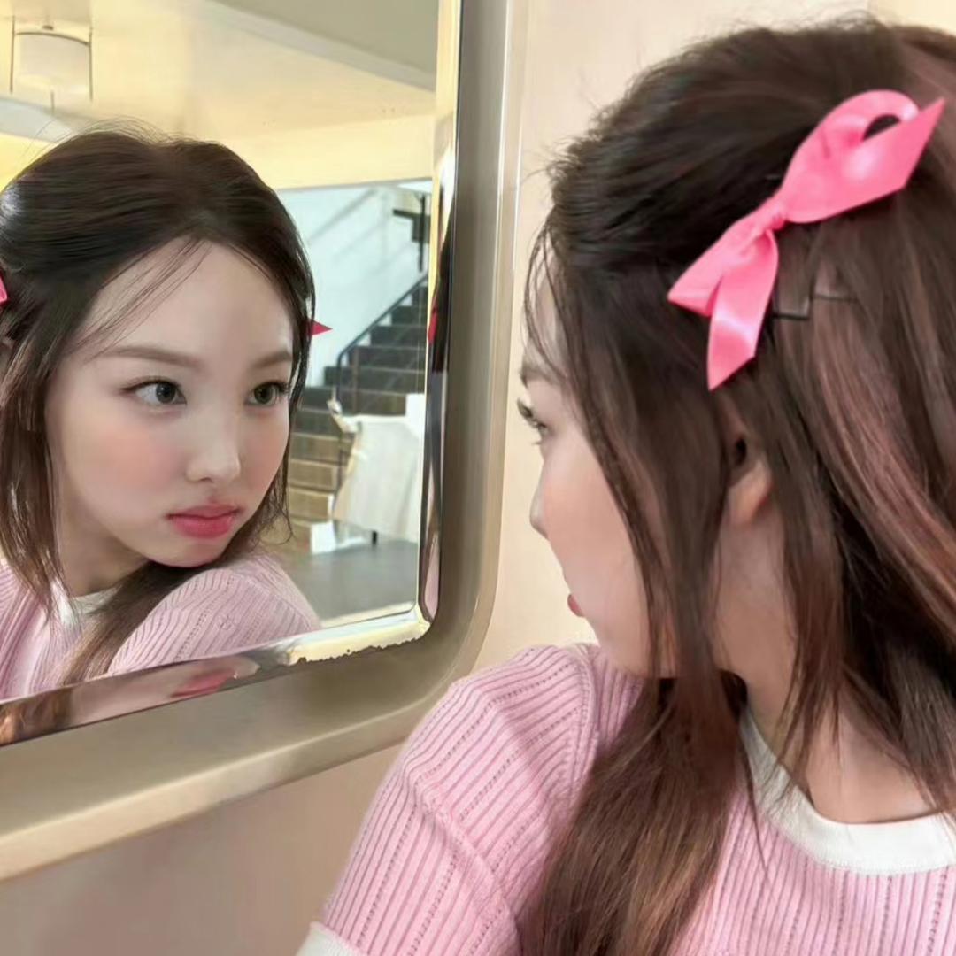 扑进小娜怀里ᐝ