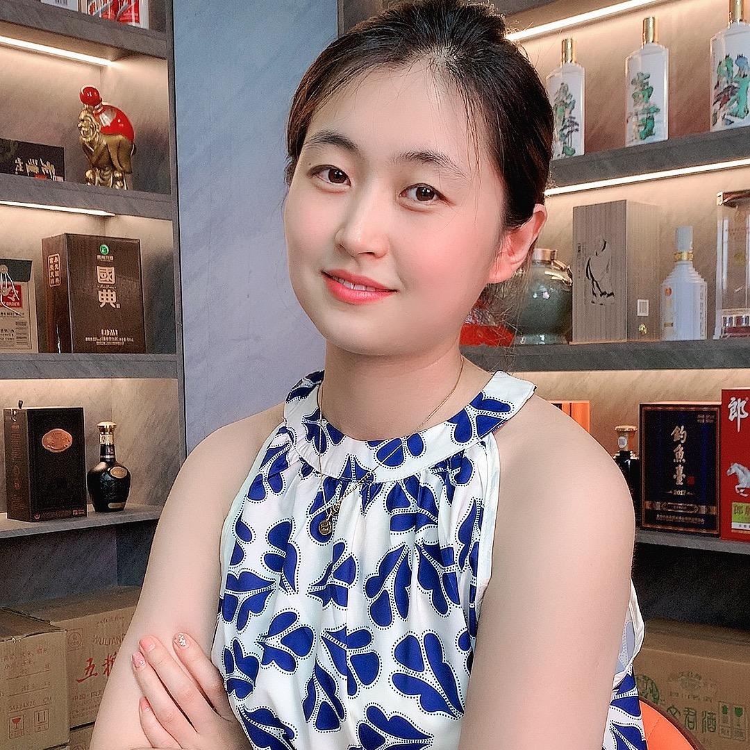满族酒妹