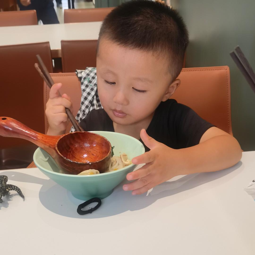 老张一家子