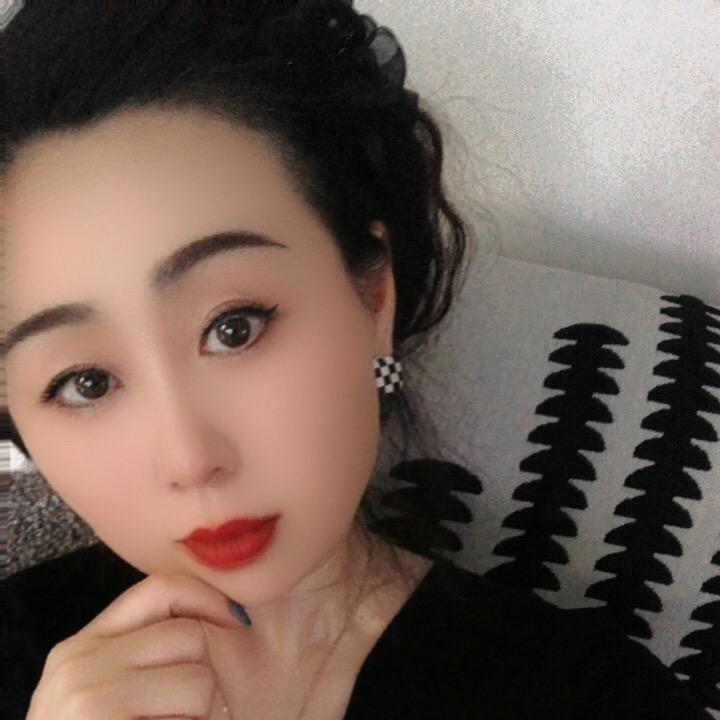 衣恋服装店