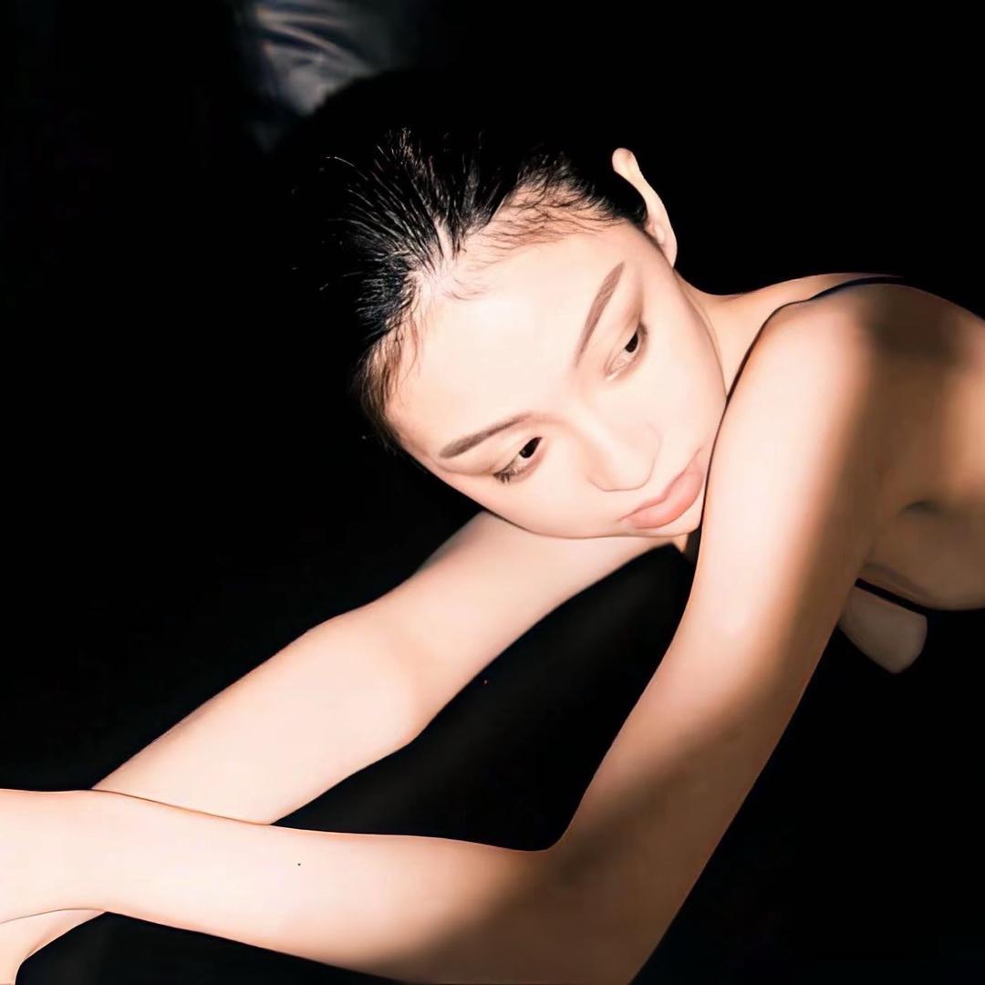 我只是个会发疯的疯女人