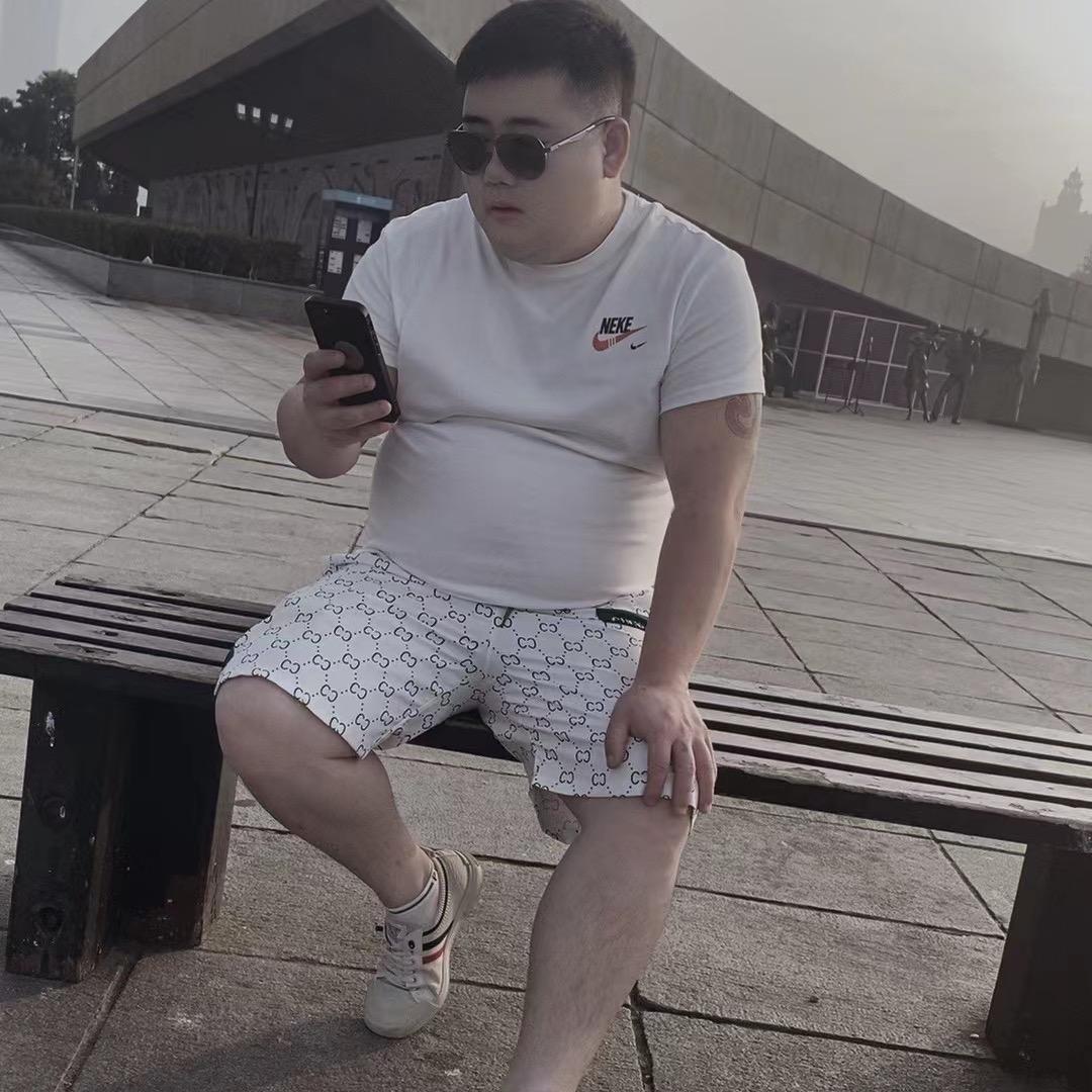 ！我有故事 谁有酒！