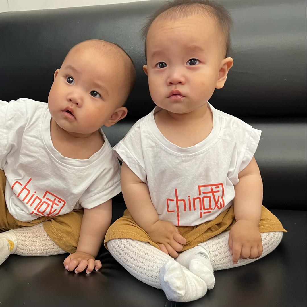 龙凤胎欣姐谨哥