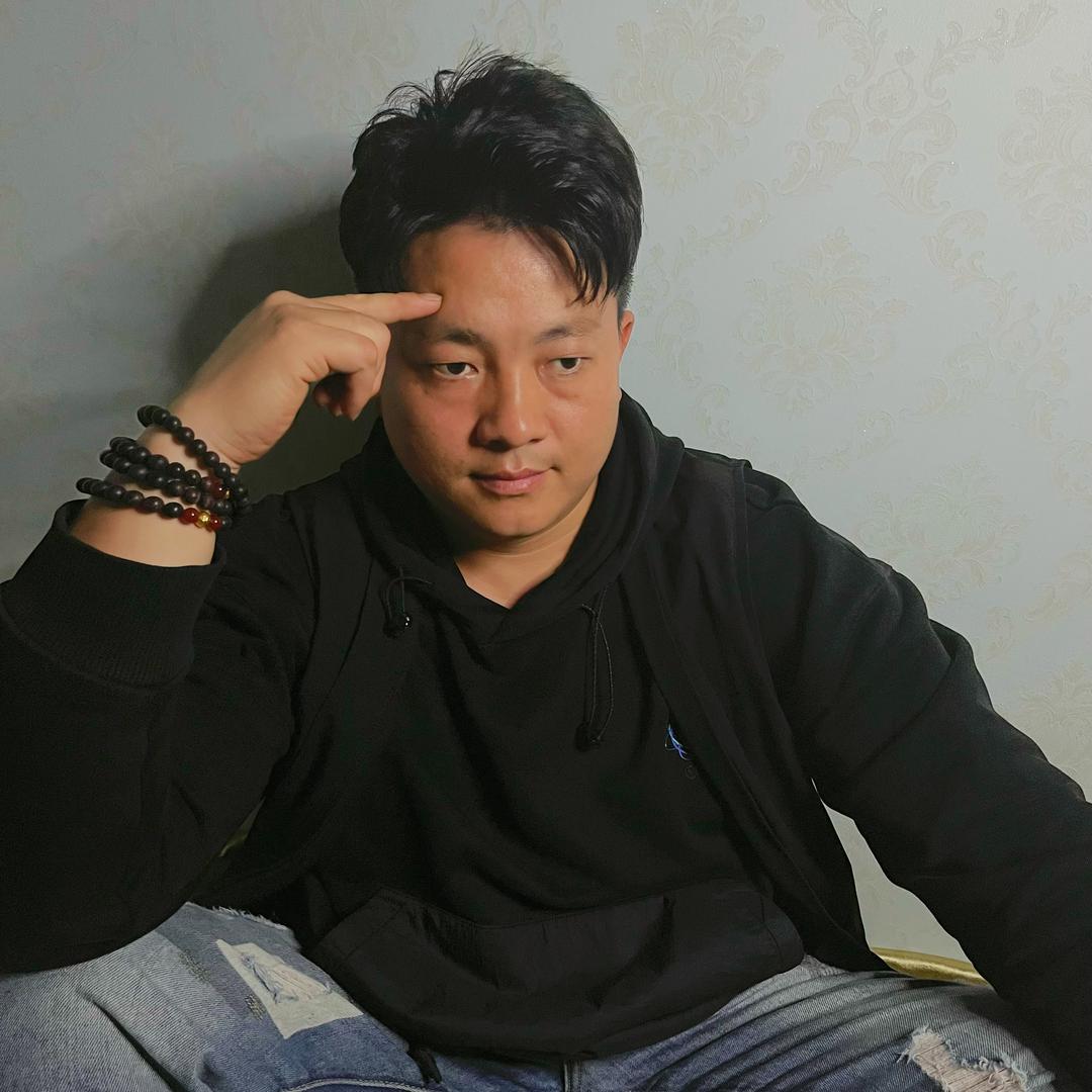 玩土货的大老熊