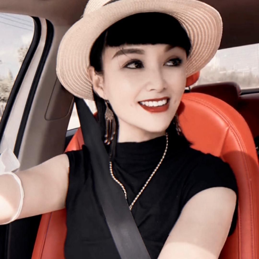 奇葩女