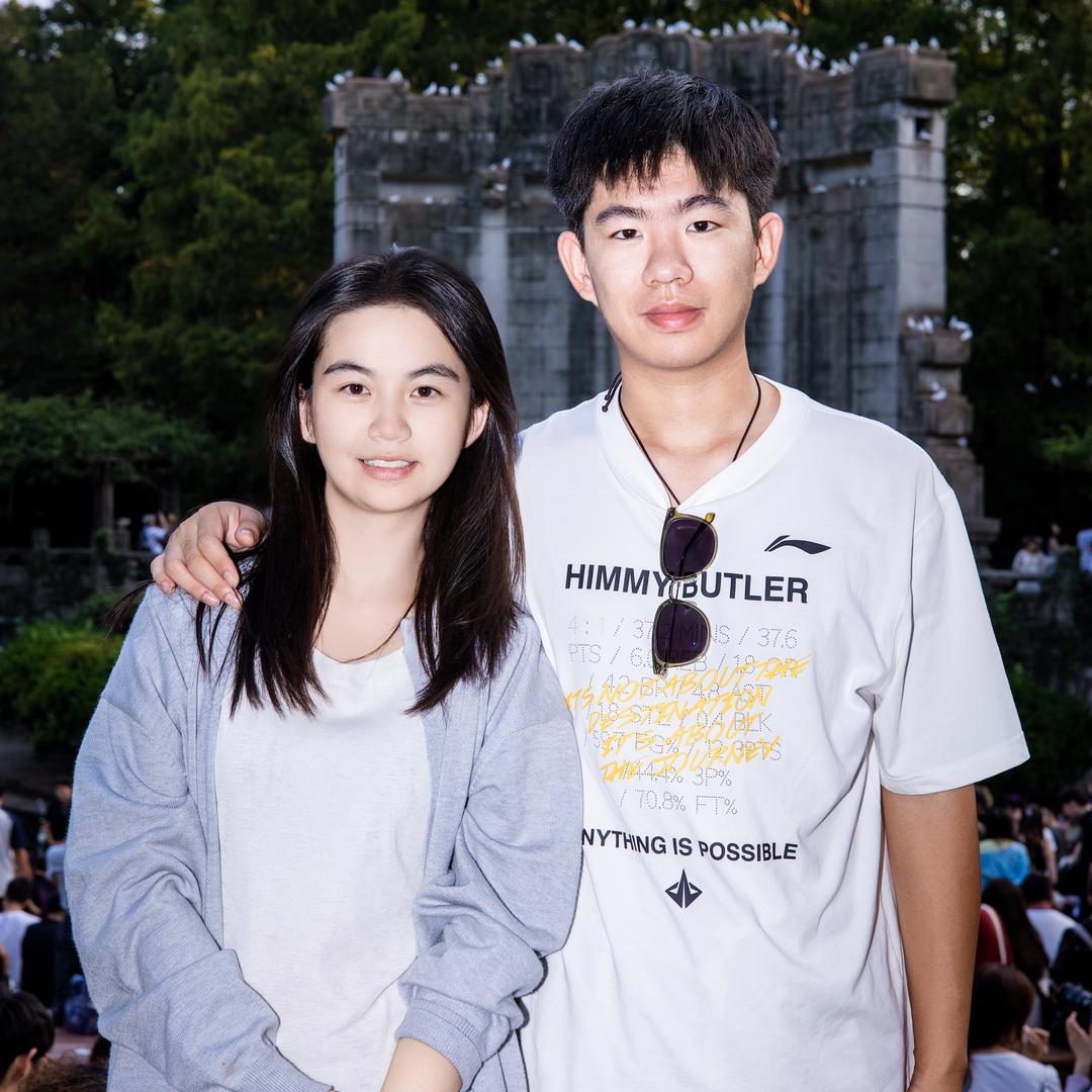 晓晓.