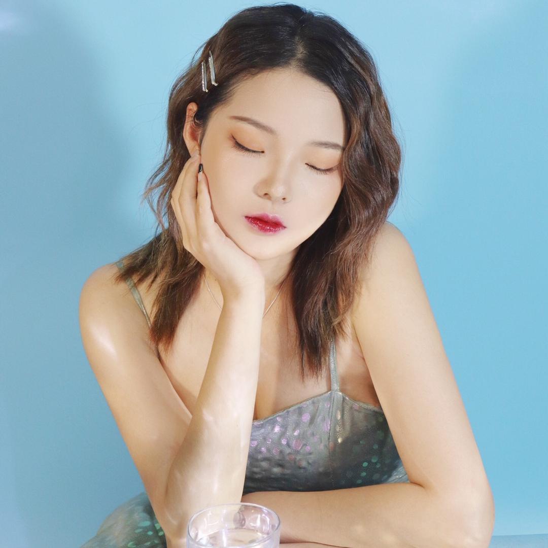 吃一口柚子吖